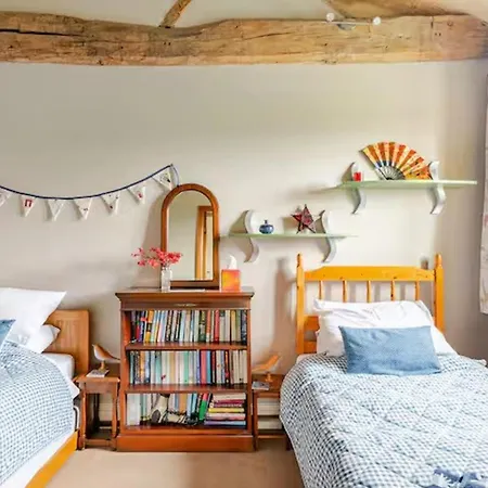 Semesterbostad Dowgill 3-bed Barn Sleeps7 Hottub&parking Harrogate