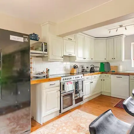 Semesterbostad Dowgill 3-bed Barn Sleeps7 Hottub&parking *