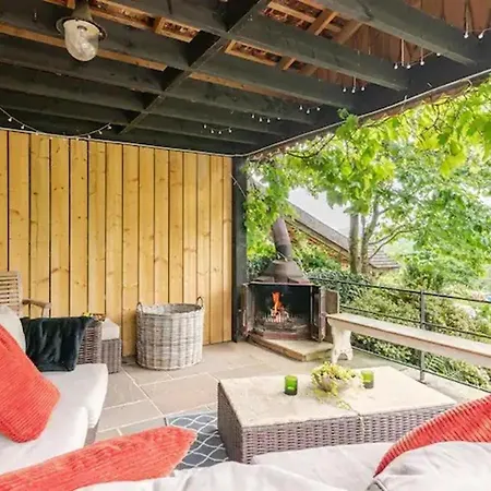 Dowgill 3-bed Barn Sleeps7 Hottub&parking Semesterbostad *