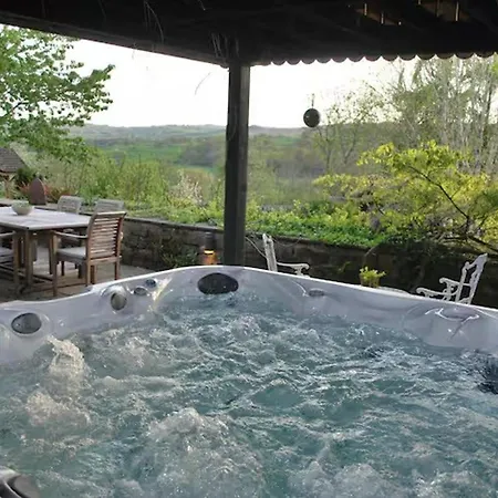 Dowgill 3-bed Barn Sleeps7 Hottub&parking Semesterbostad *