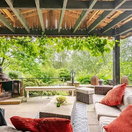 Dowgill 3-bed Barn Sleeps7 Hottub&parking Semesterbostad